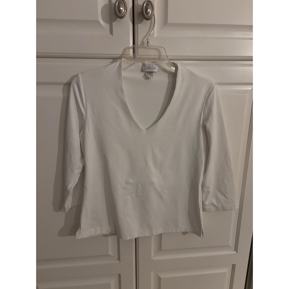 Linda Leal White V-Neck 3/4 Sleeve Top MNSU017 Womens Medium Made in USA